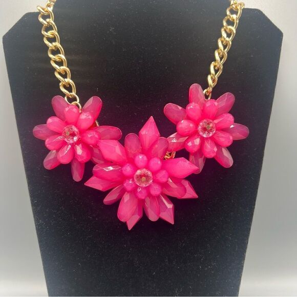 Charming Charlie Pink Flowers Gold-Tone Chain Statement Necklace - Picture 2 of 6